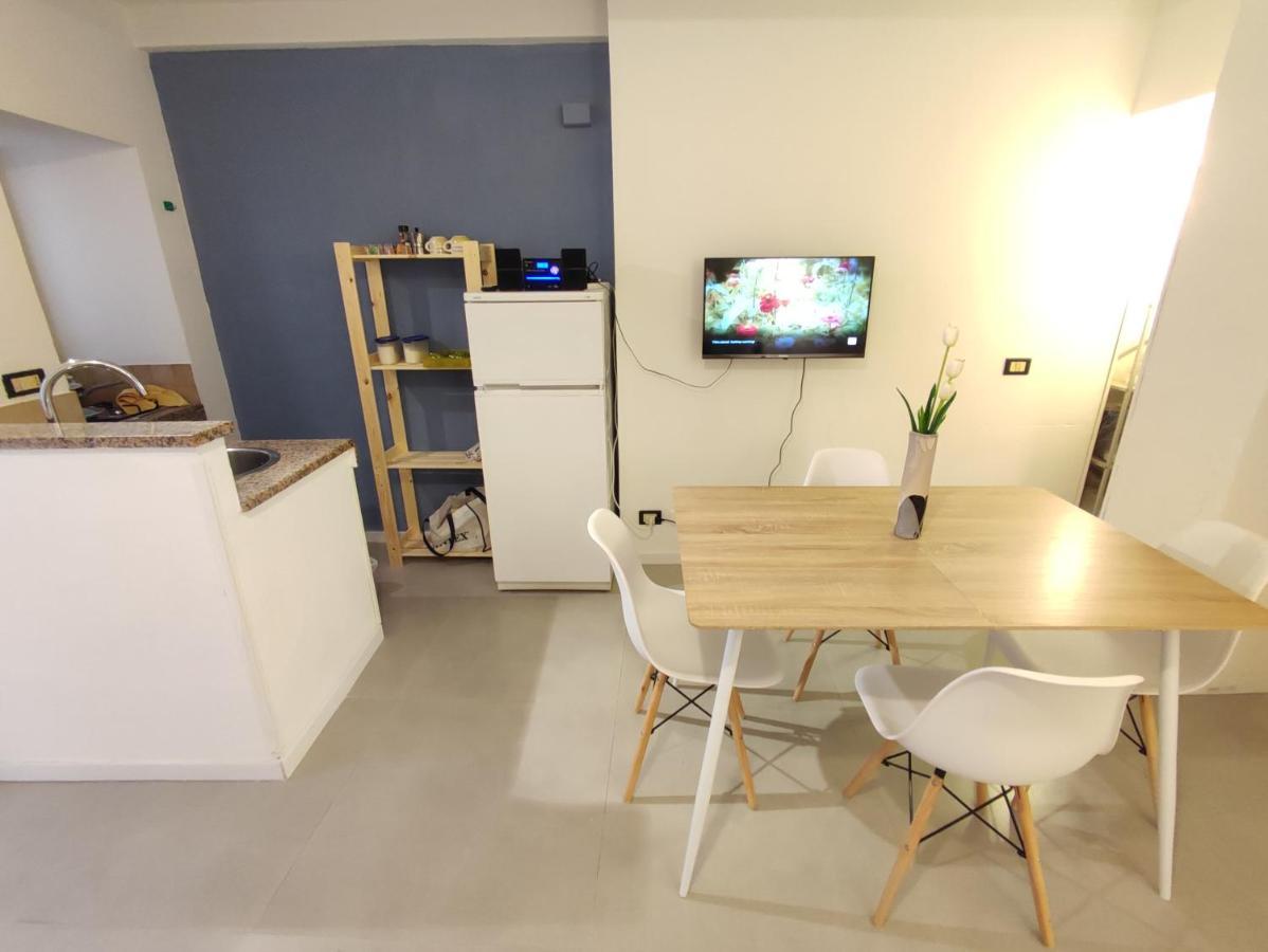 Loft Con Cortiletto - 100 Meters From The Beach Apartment Cefalu Bagian luar foto