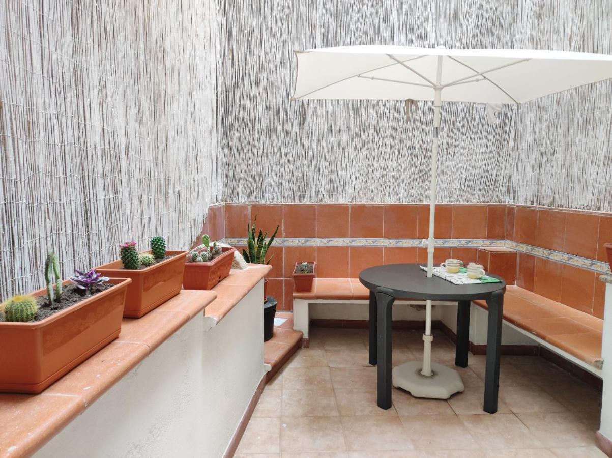 Loft Con Cortiletto - 100 Meters From The Beach Apartment Cefalu Bagian luar foto