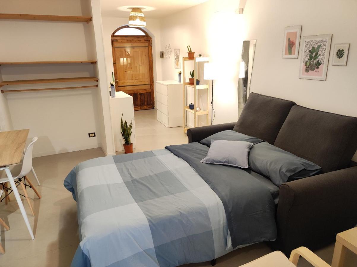 Loft Con Cortiletto - 100 Meters From The Beach Apartment Cefalu Bagian luar foto