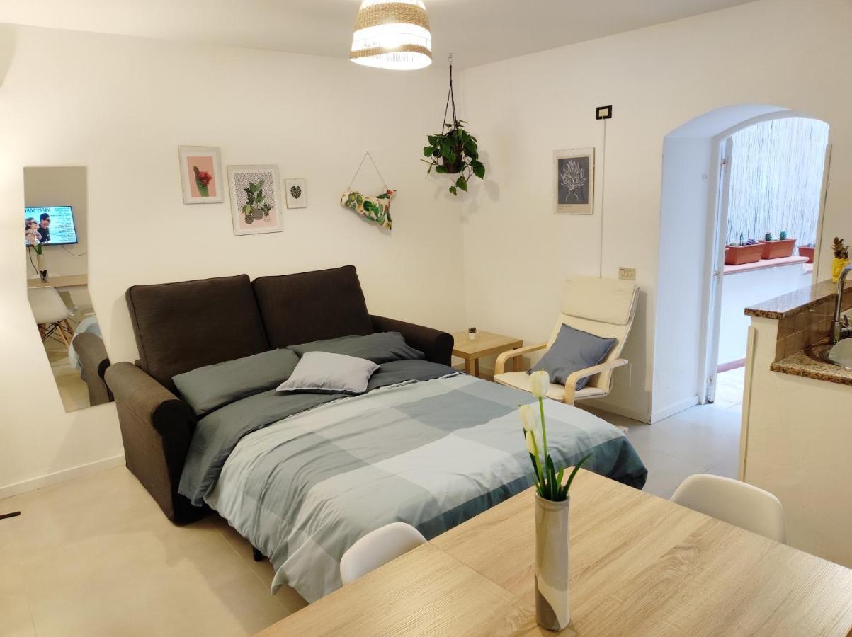 Loft Con Cortiletto - 100 Meters From The Beach Apartment Cefalu Bagian luar foto